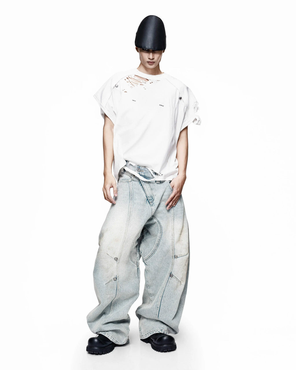 LATUI ATELIER STORY LOOPER JEANS