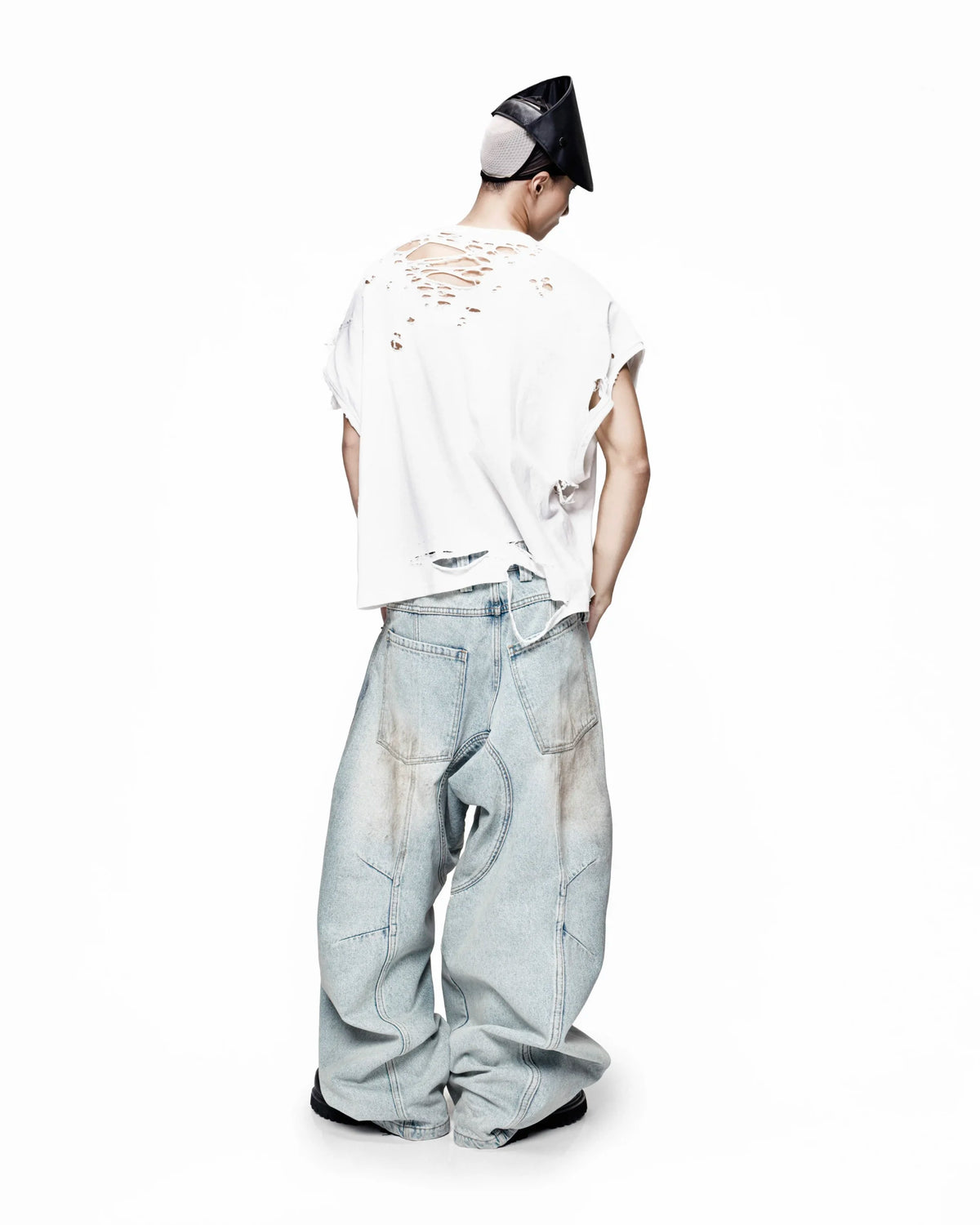 LATUI ATELIER STORY LOOPER JEANS