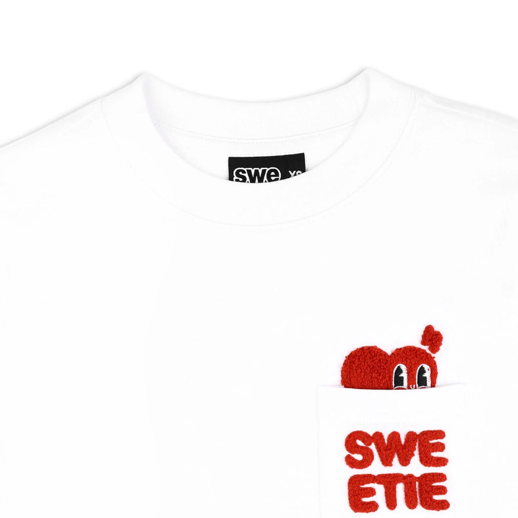 SWE PEEKING POCKET BABY TEE - WHITE