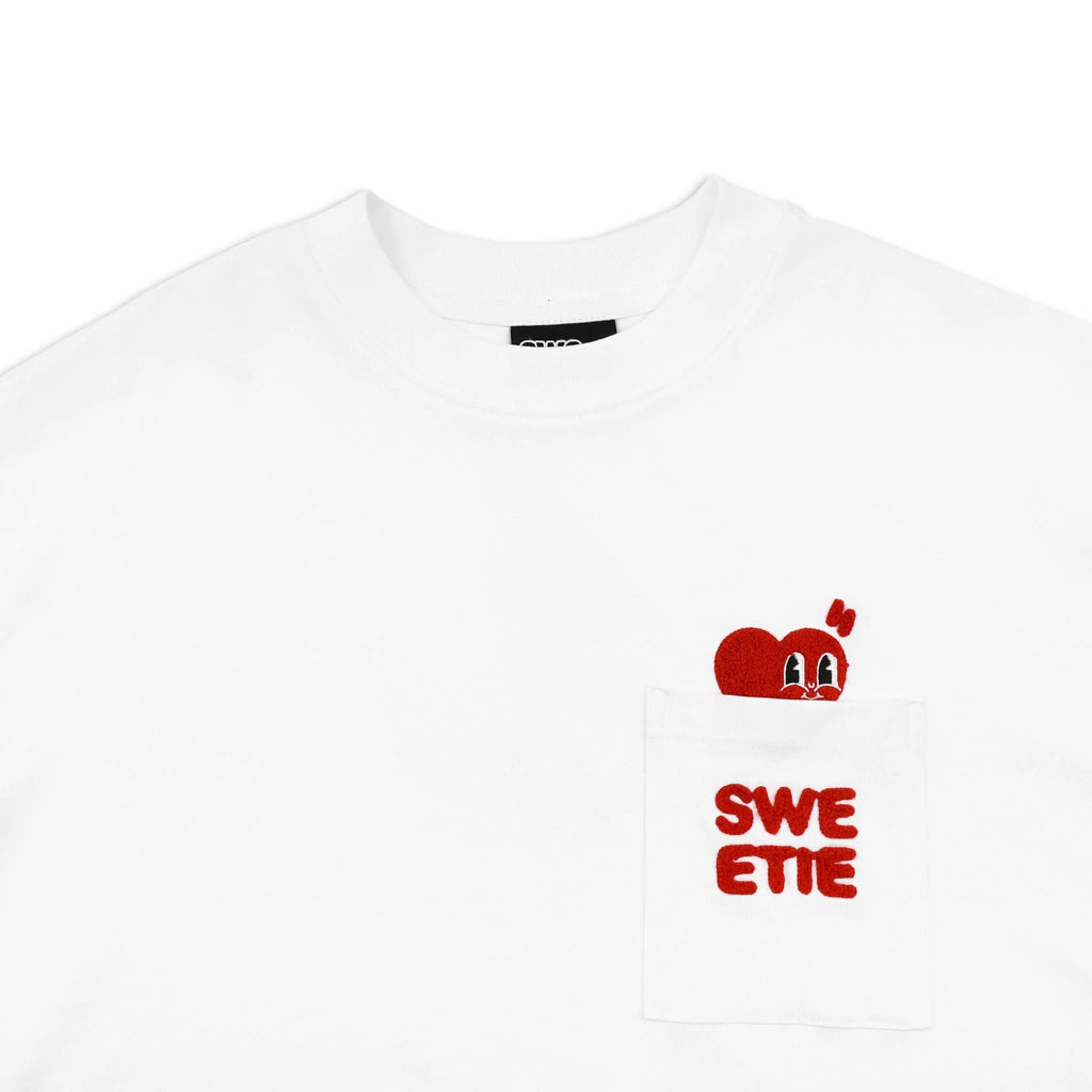 SWE PEEKING POCKET BOXY TEE - WHITE