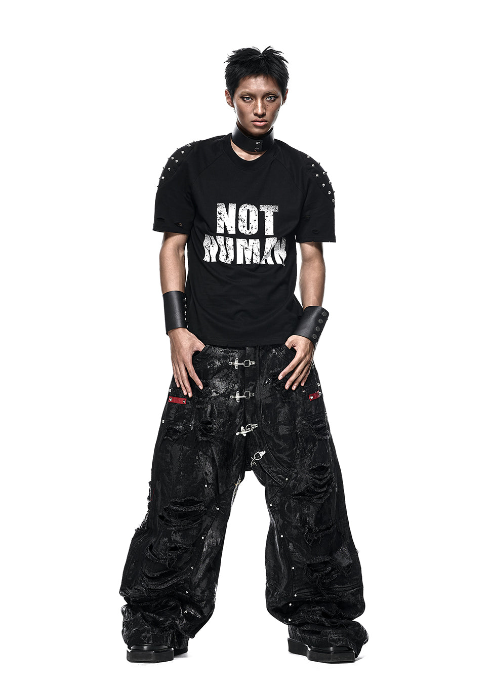 RICH QD.125A BLACK WAX RIPPED WIDE PANTS
