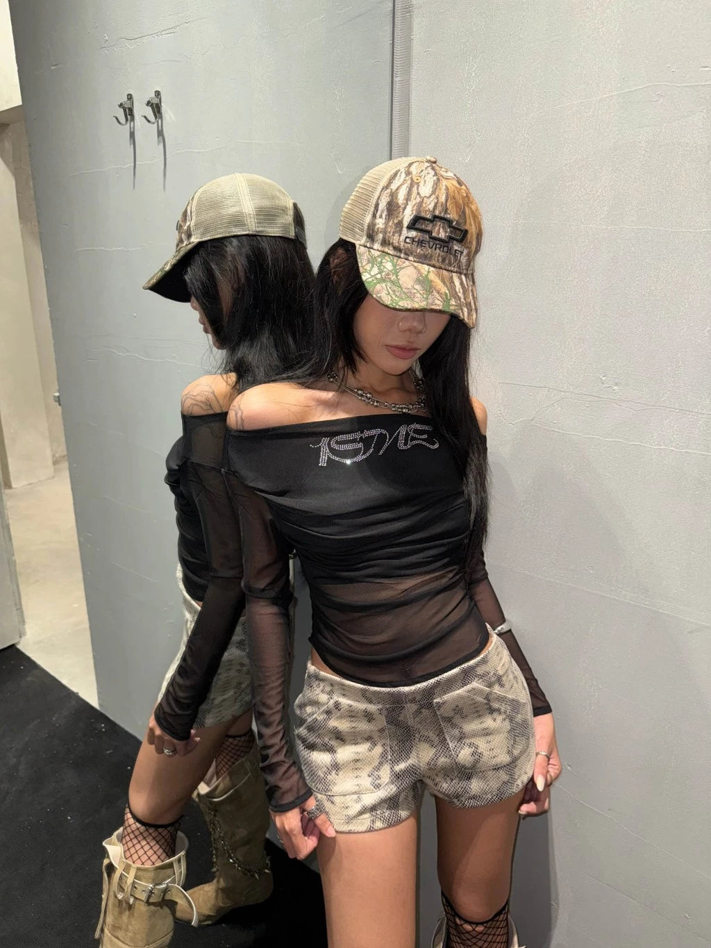 ISME PRIVATE CLUB MESH TOP BASIC LOGO