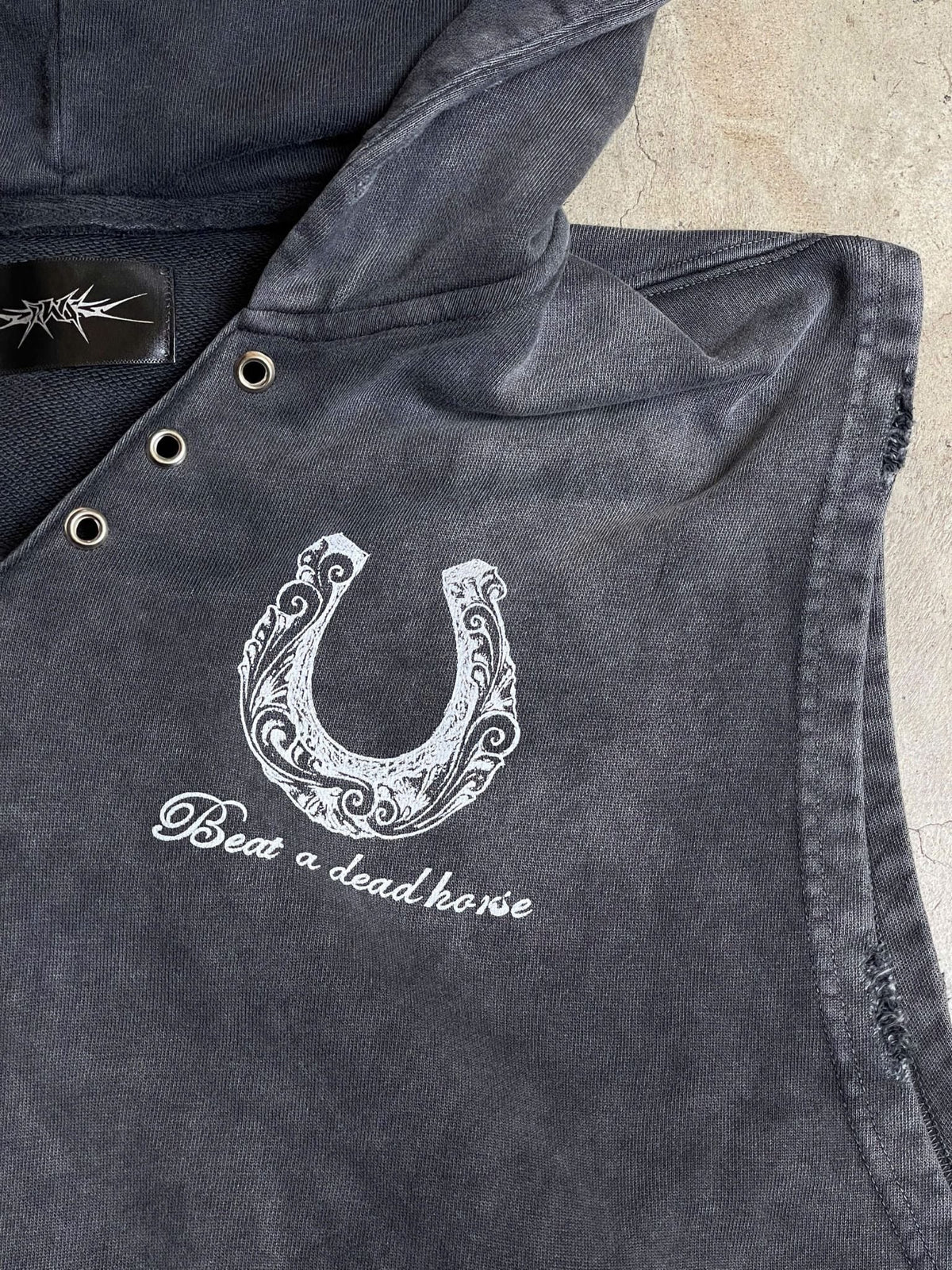 ROI WORKSHOP BADH CUFF HOODIE